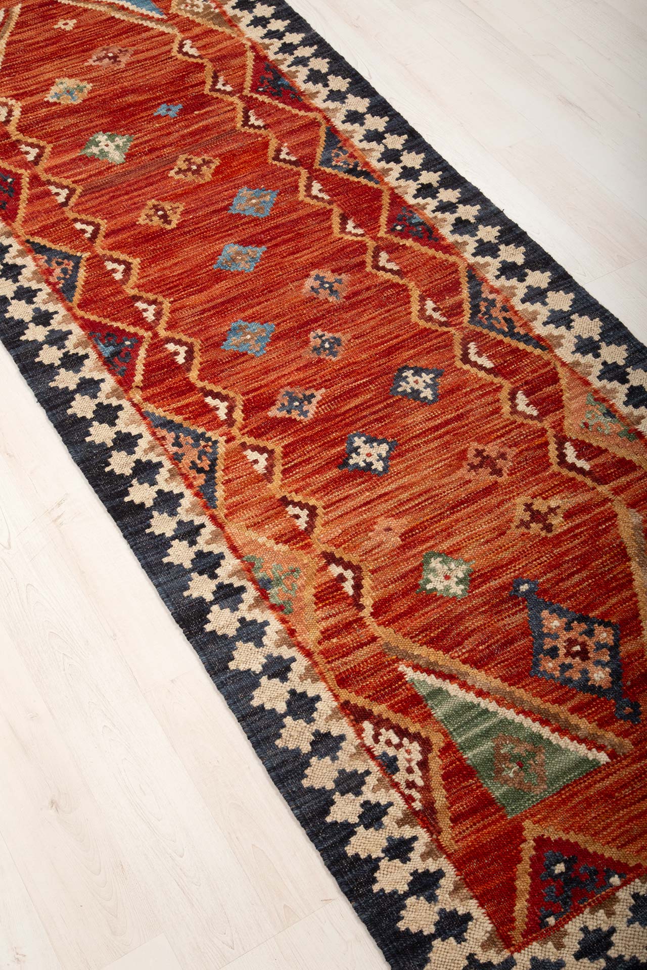 Kilim Multi käytävämatto 81x258